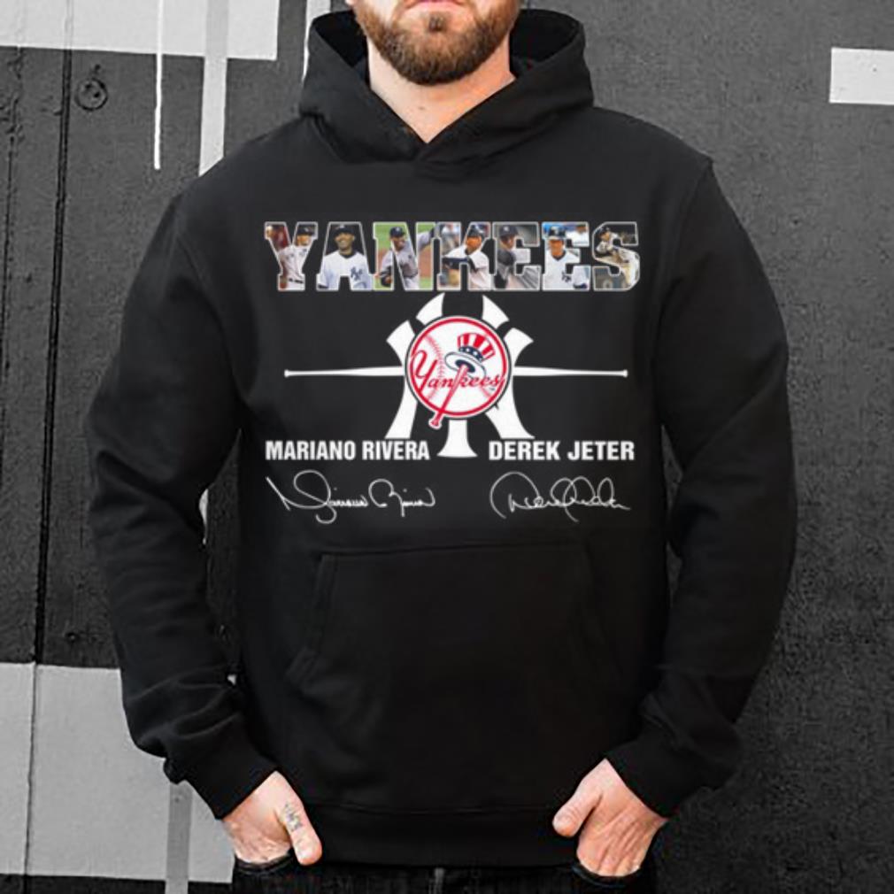 https://s1.teefamily.net/2019/01/New-York-Yankees-Signature-Mariano-Rivera-Derek-Jeter-shirt_4.jpg