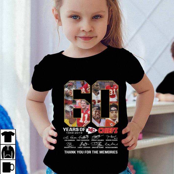 Awesome 60 years of the Kansas City Chiefs 1959 2019 signatures shirt