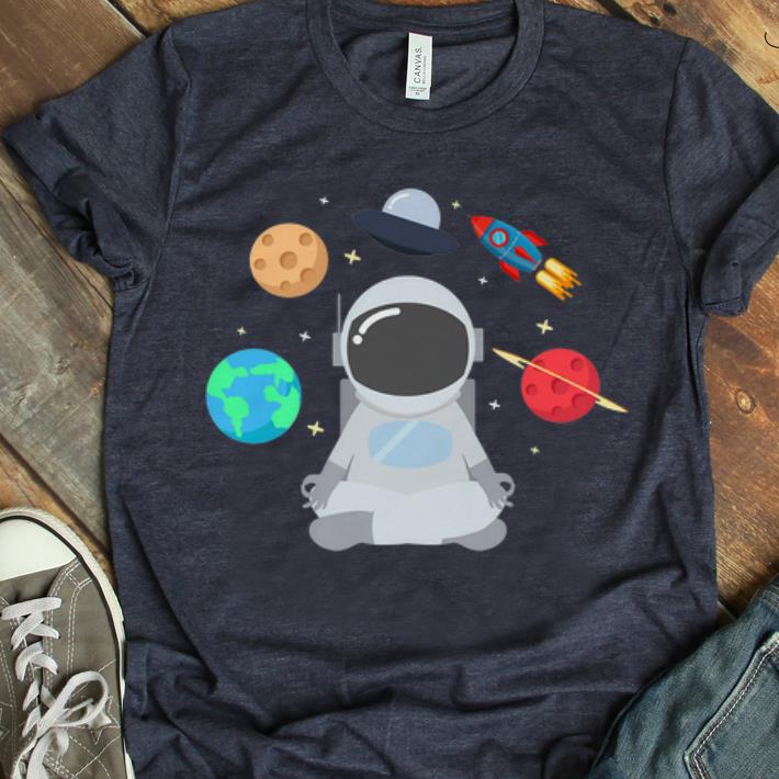 Awesome Astronaut Mediate Aliens Moon Mars Planet shirt
