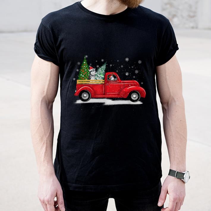 Hot Alaskan Malamute Riding Red Truck Xmas Merry Christmas Gifts shirt