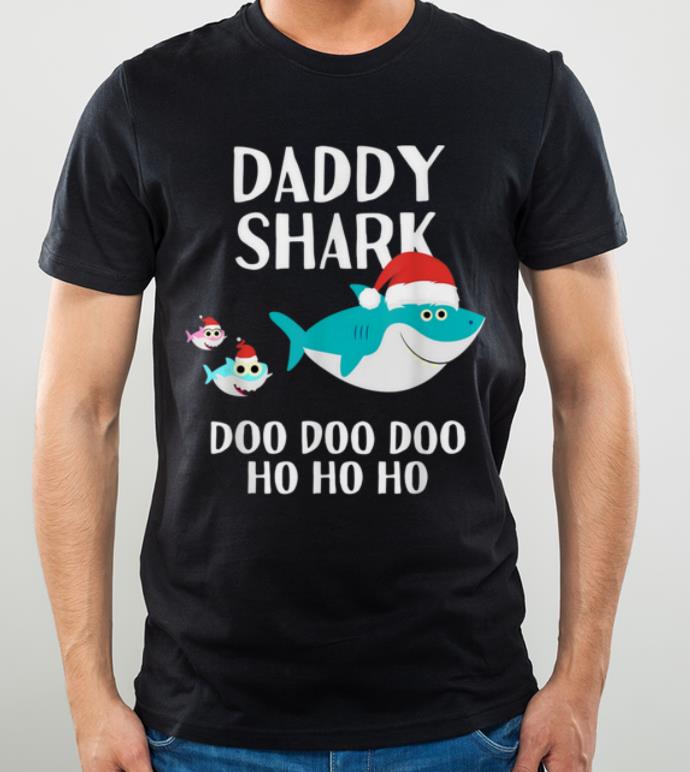 Official Mens Christmas Daddy Shark Gift Doo Doo Matching Daughter Son shirt